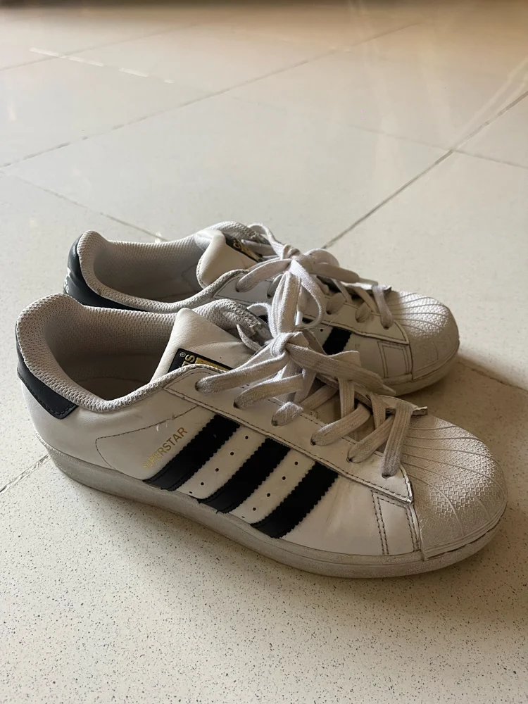 adidas Flats
