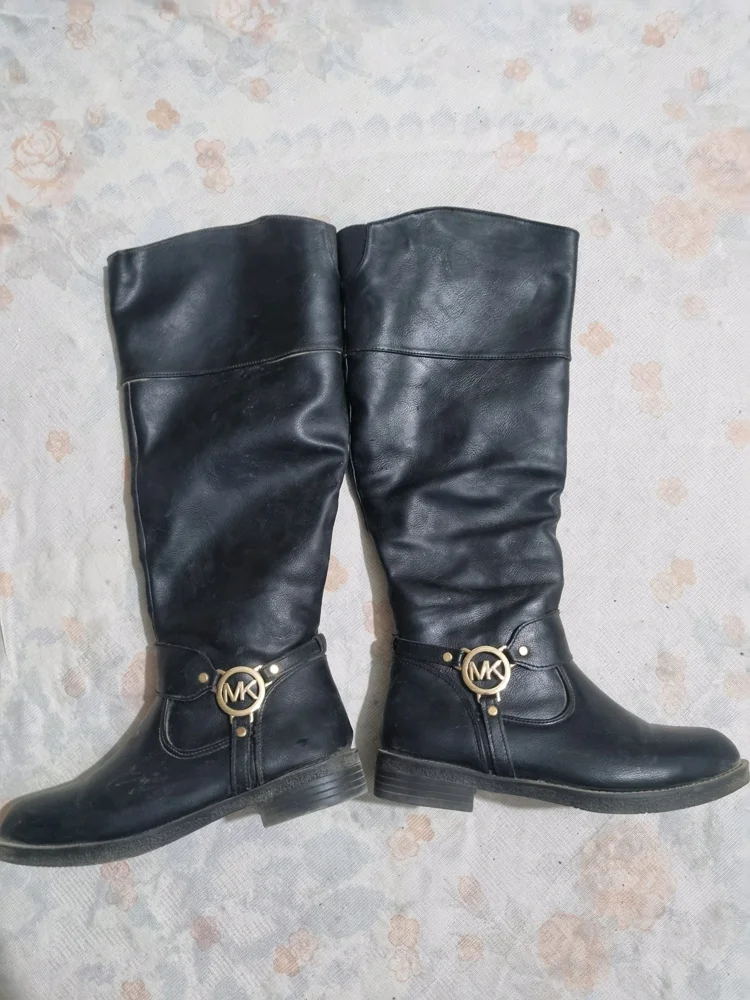 Local Boots
