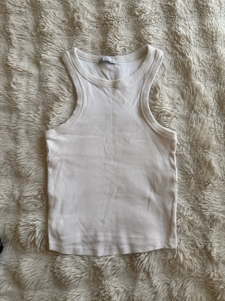 Zara Tank Tops