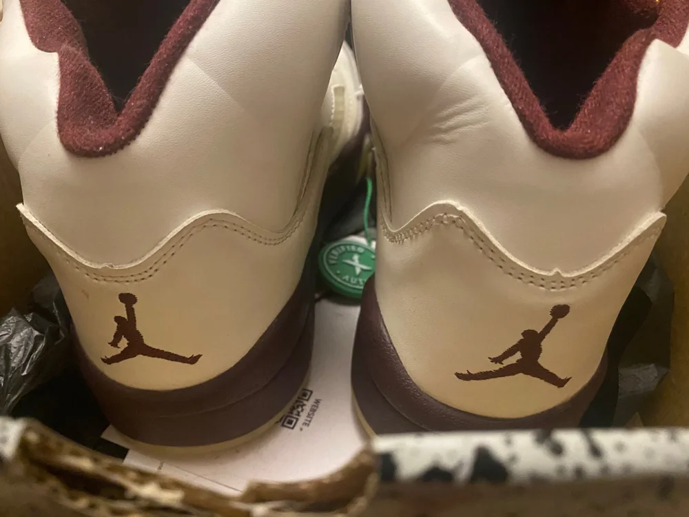 Air Jordan Sneakers, size 42, photo 6