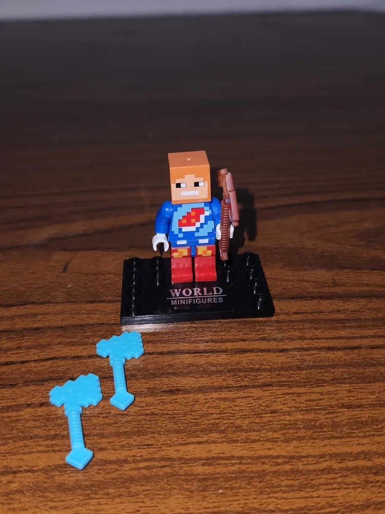 LEGO Figures & Games