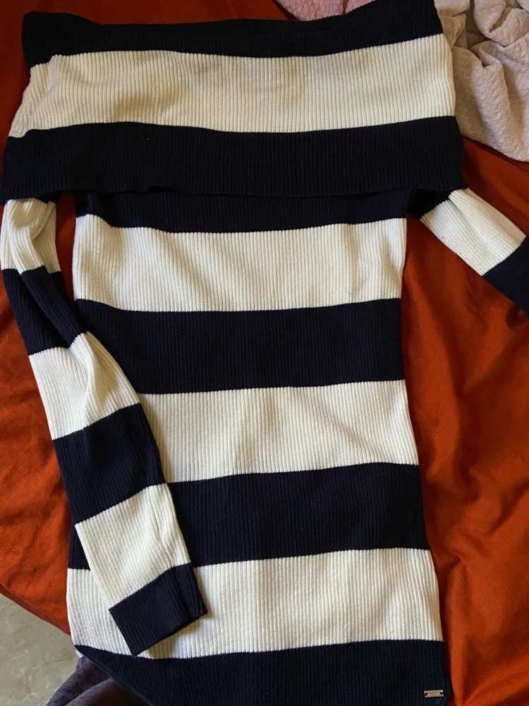 Tommy Hilfiger Sweaters & Pullovers
