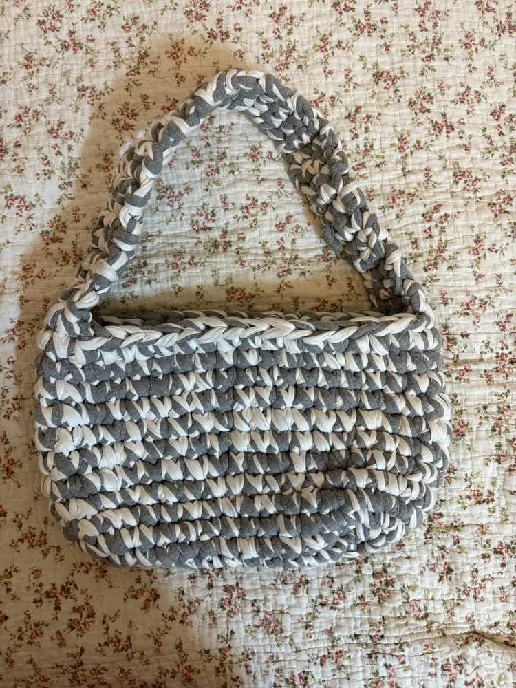 Shoulder Bags