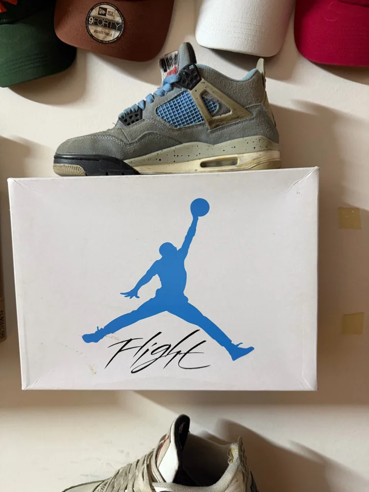 Air Jordan Sneakers, size 42, photo 3