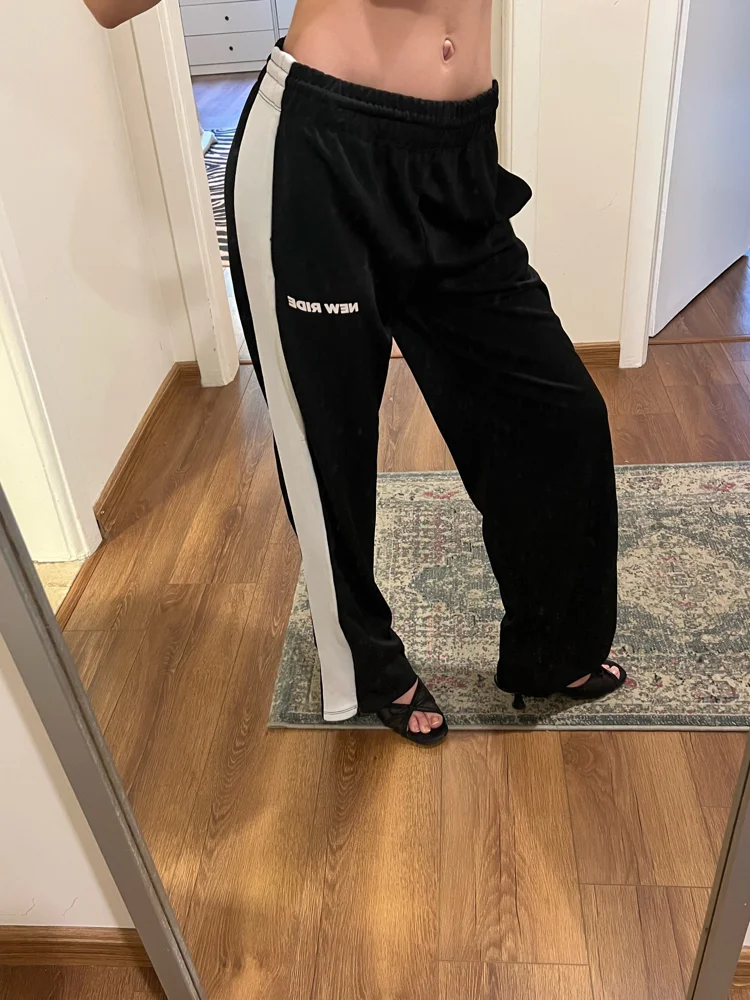 Bershka Sweatpants