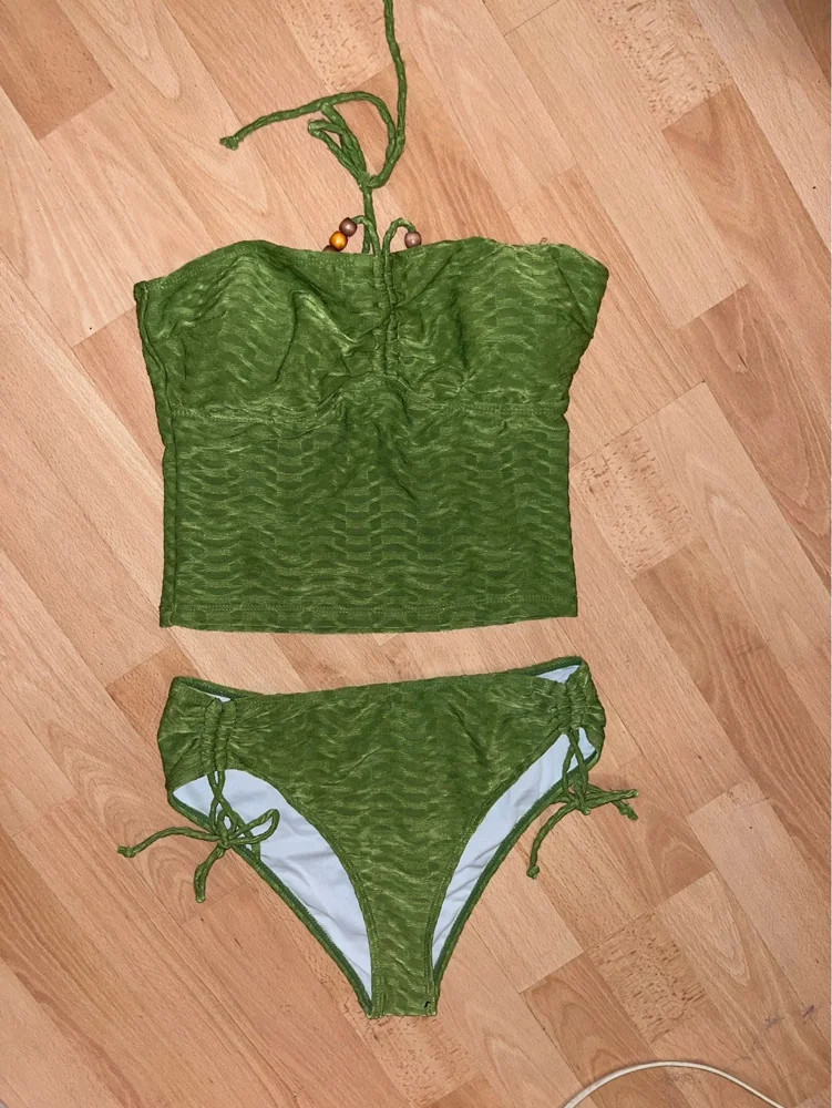 Tankinis