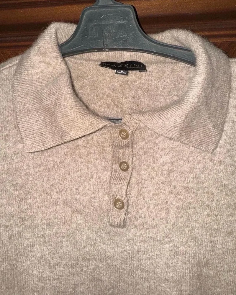 Sweaters & Pullovers