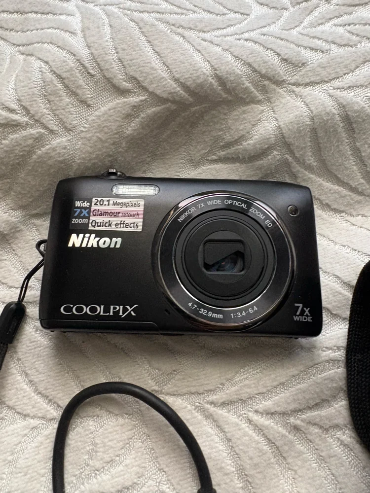 Nikon Digital Cameras, Excellent, photo 2