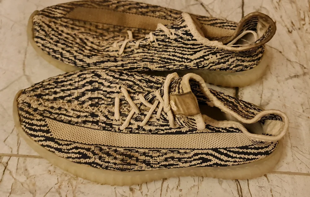 deja vu Sneakers