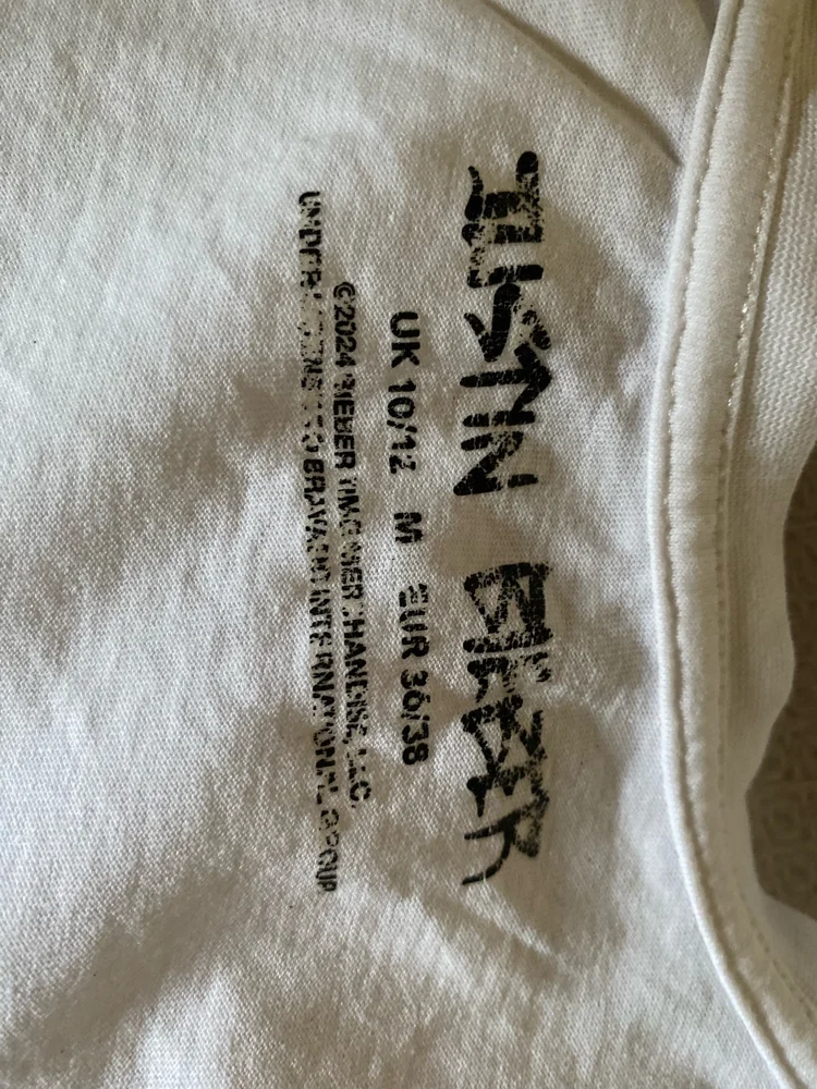 T-shirts, New with tags, size M, photo 3