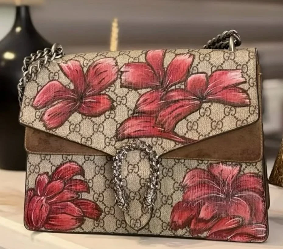 Gucci Shoulder Bags