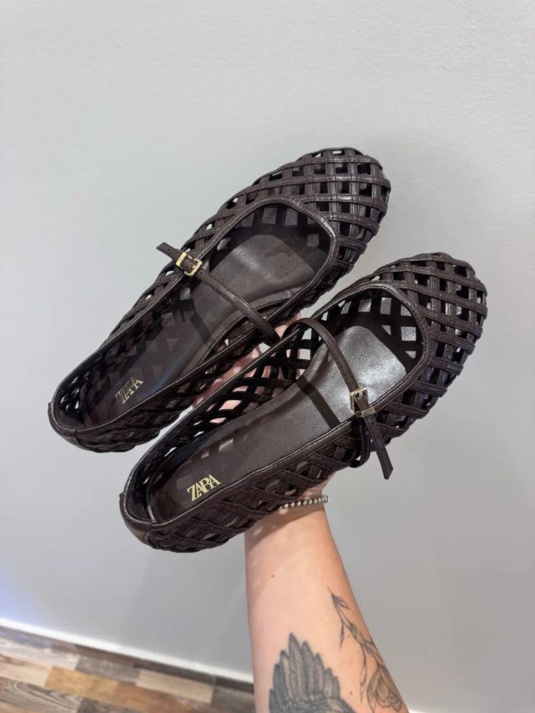 Zara Flats
