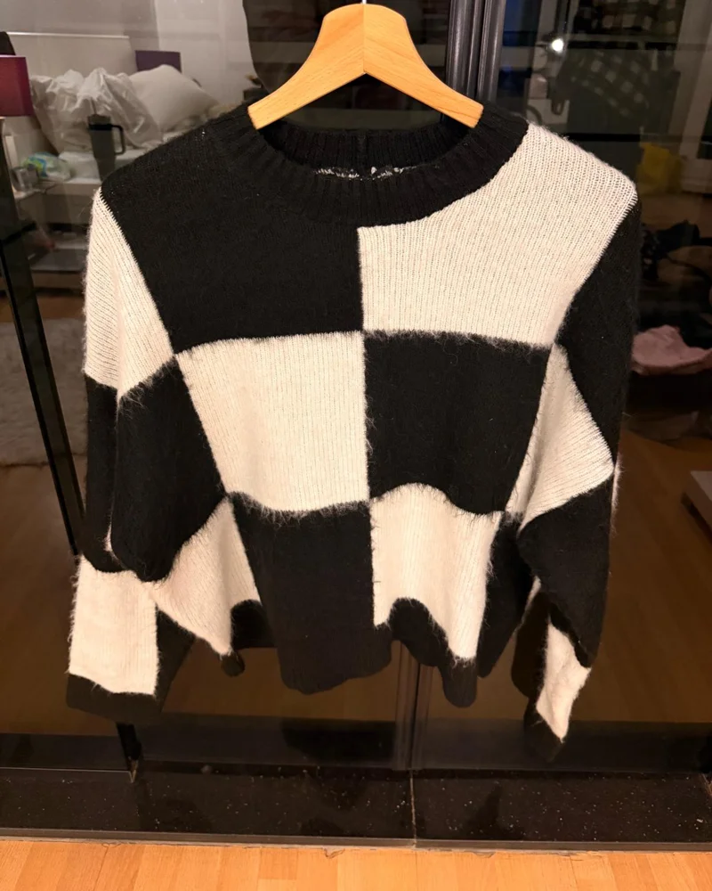 Bershka سويترات وبلوفرات