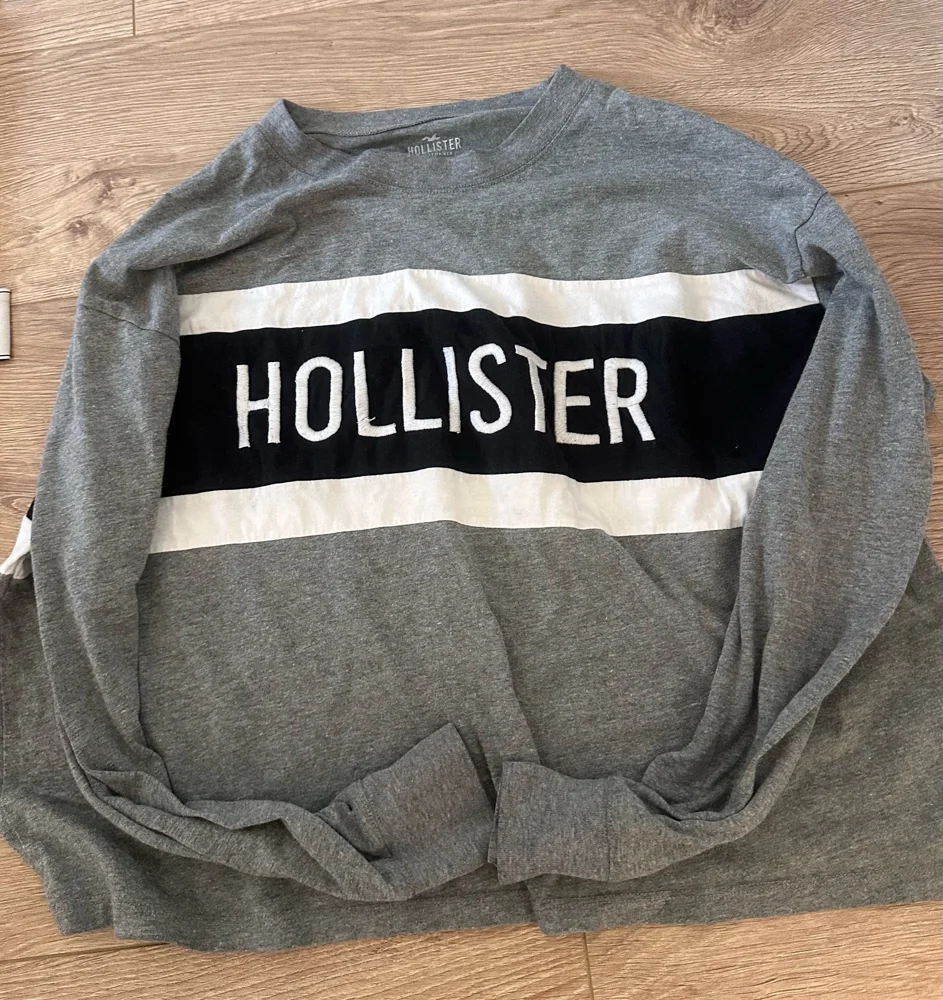 Hollister Long Sleeve, size S / 36 / 8