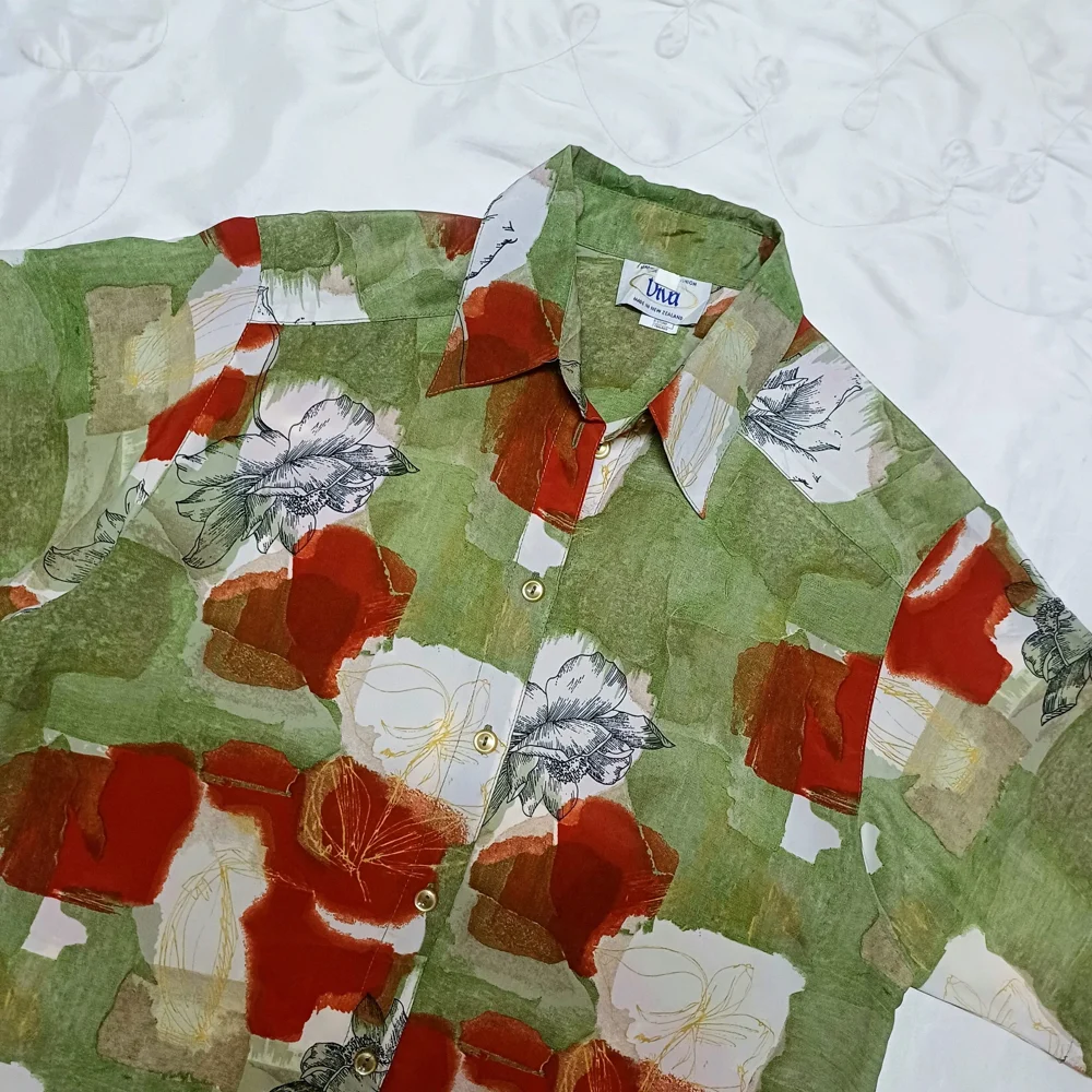 Diva Short Sleeve Shirts, size L, photo 2