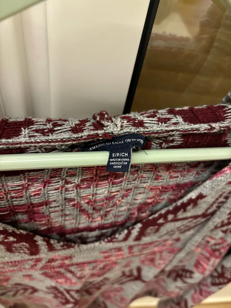 American Eagle سويترات وبلوفرات، حالة ممتازة، مقاس S / 36 / 8، صورة 2