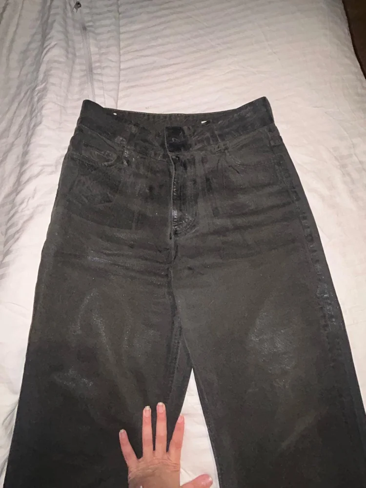 Zara بنطلونات