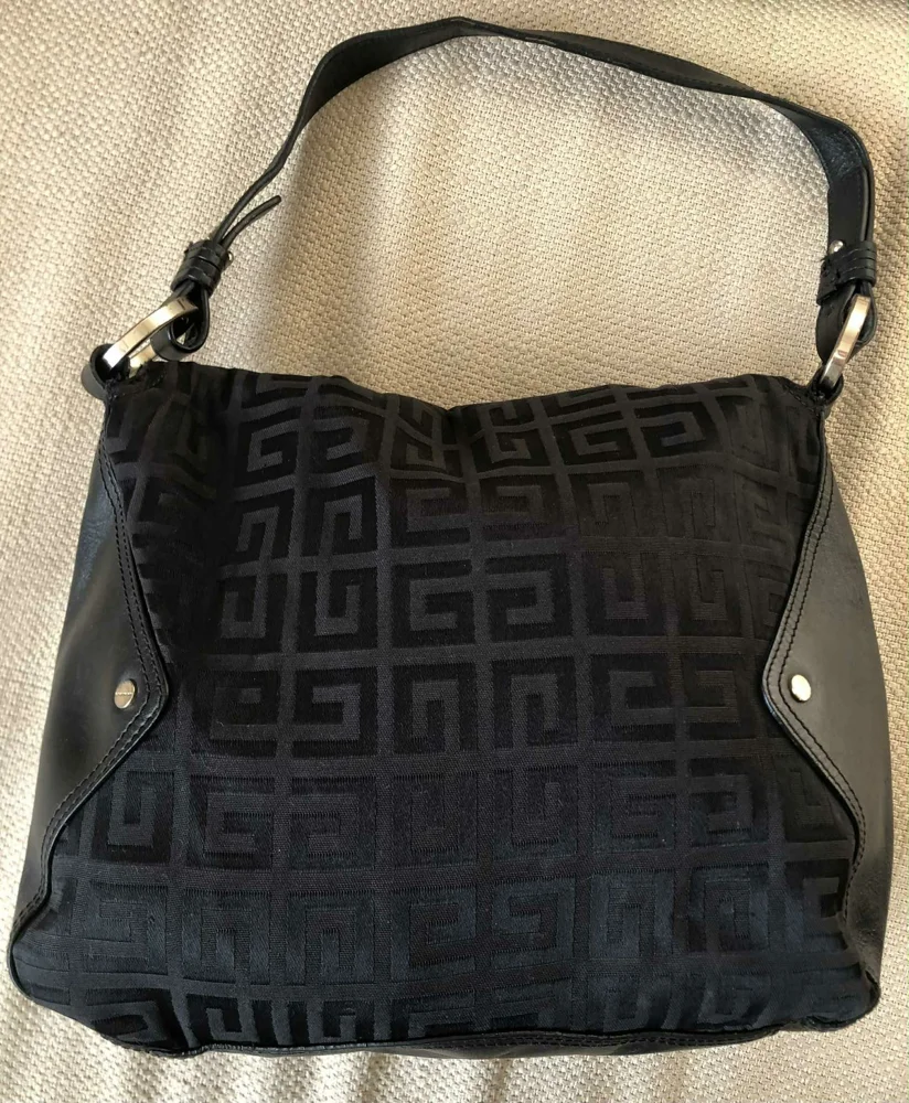 Givenchy Shoulder Bags, Good, photo 5