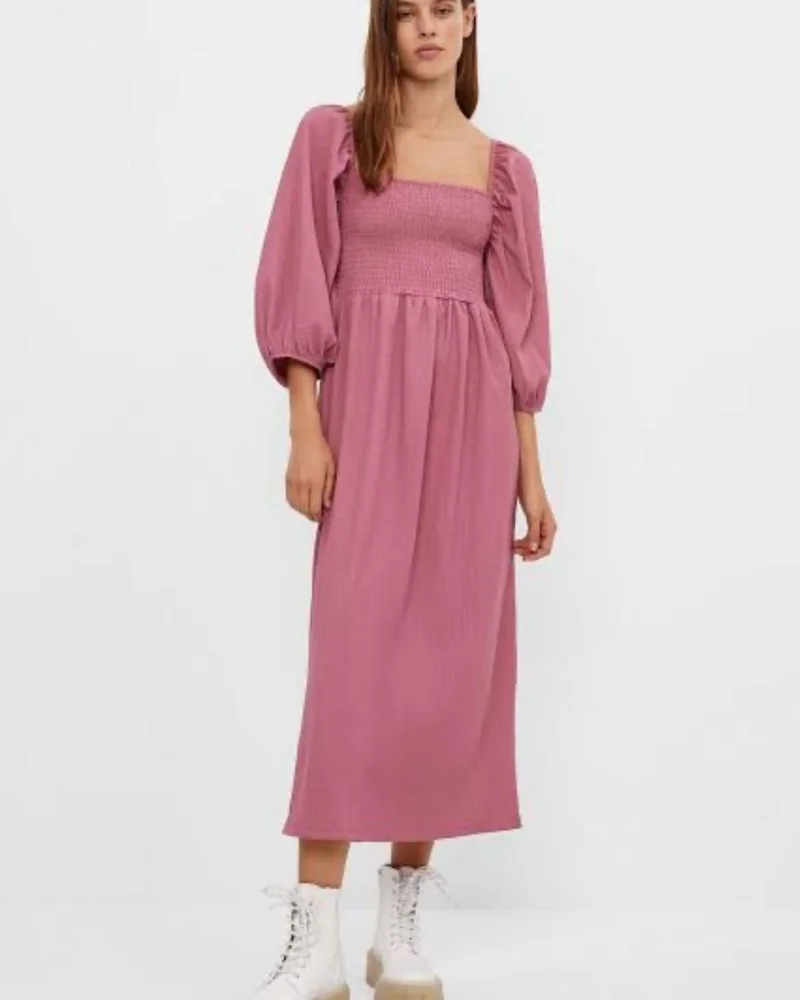 Bershka فساتين ميدي