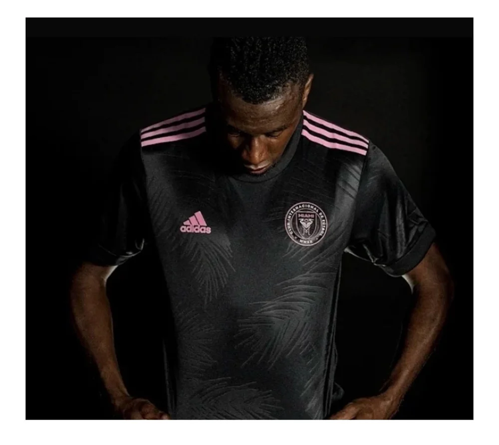 adidas T-shirts, size M, photo 4