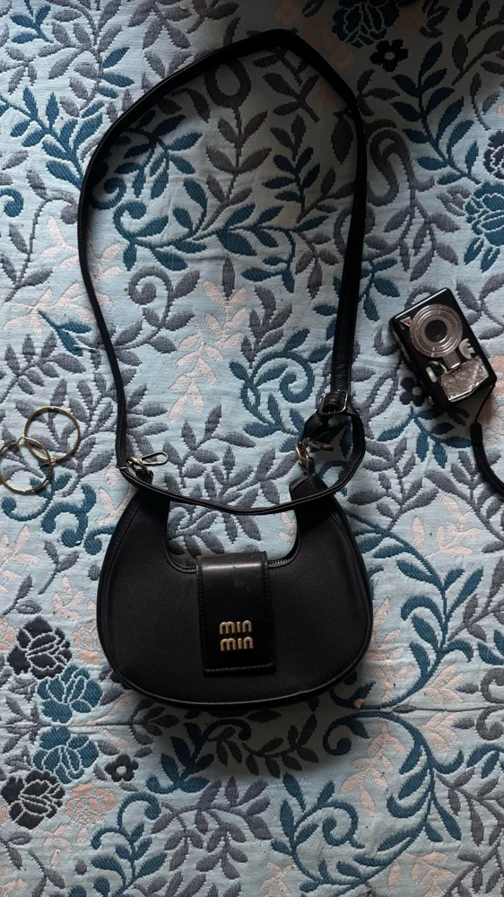 Shoulder Bags