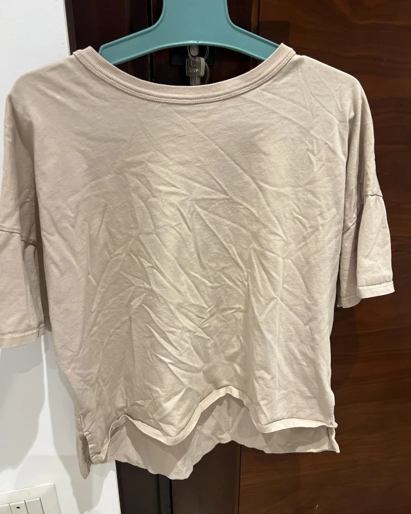 Zara تيشيرتات