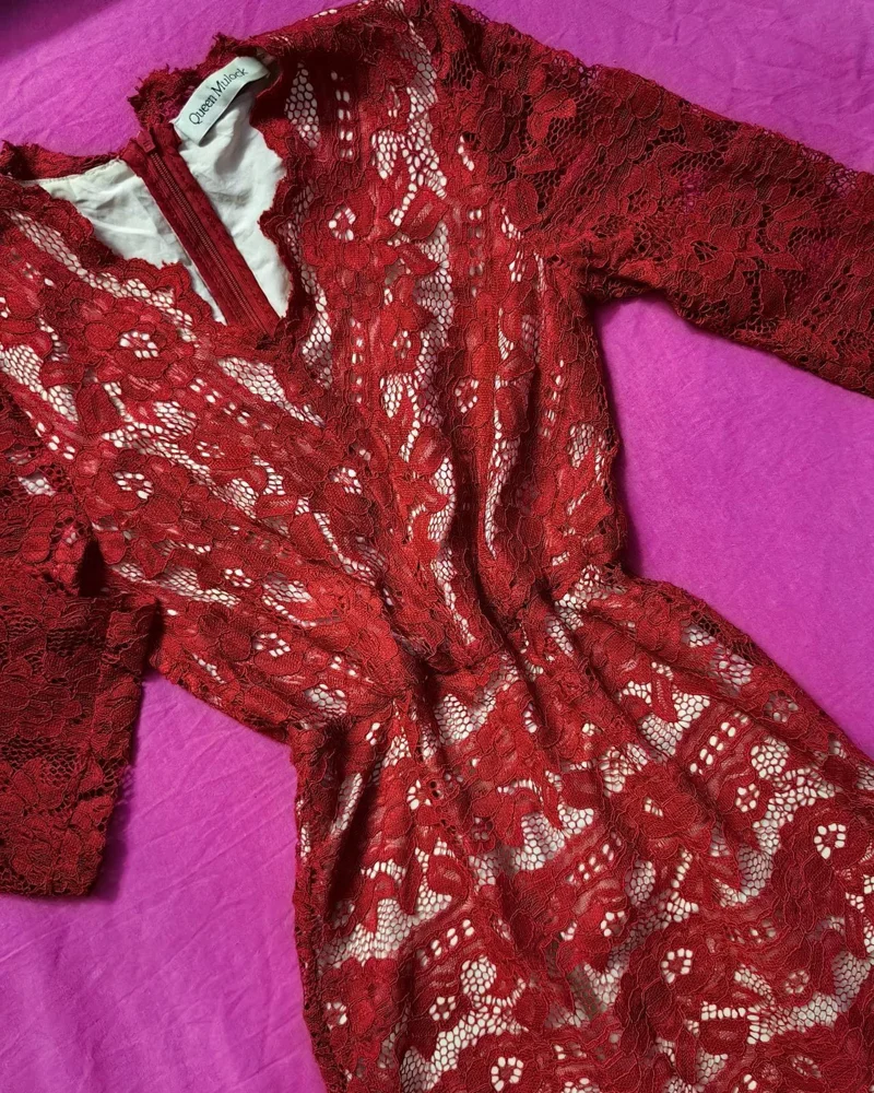 Midi Dresses