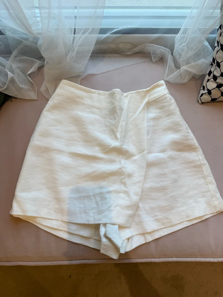 Zara Skorts