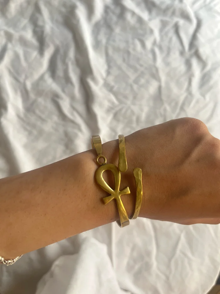 Local Bracelets
