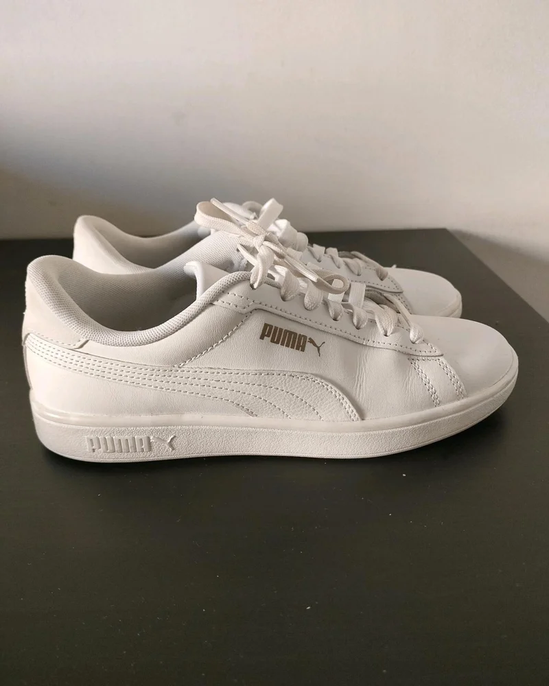 Puma سنيكرز