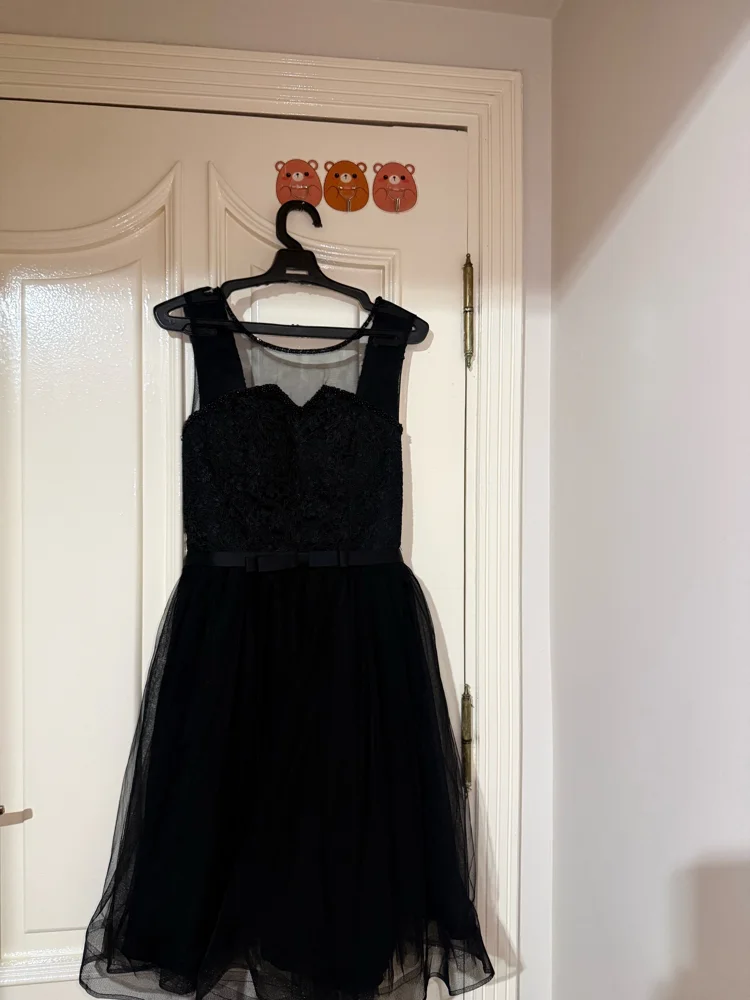 Midi Dresses