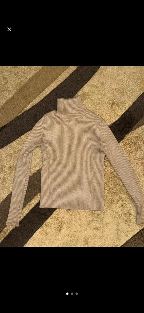 Zara سويترات وبلوفرات