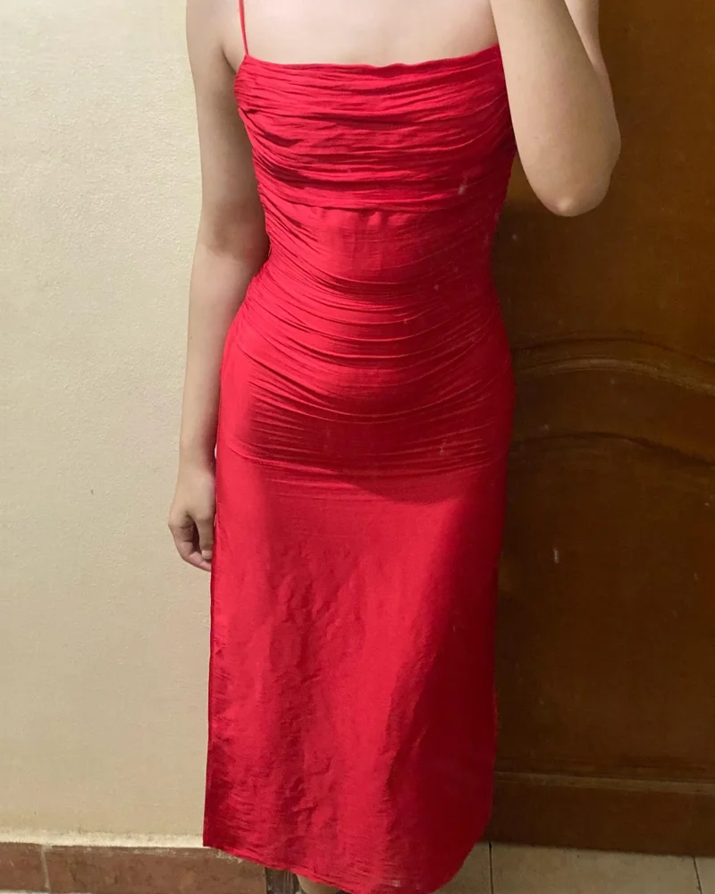 Zara فساتين سواريه