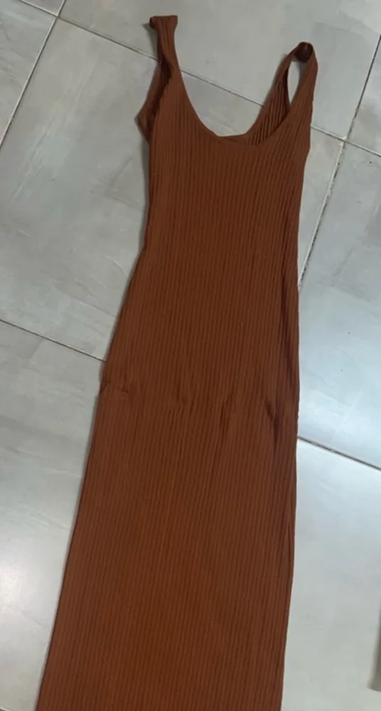 Zara فساتين طويلة