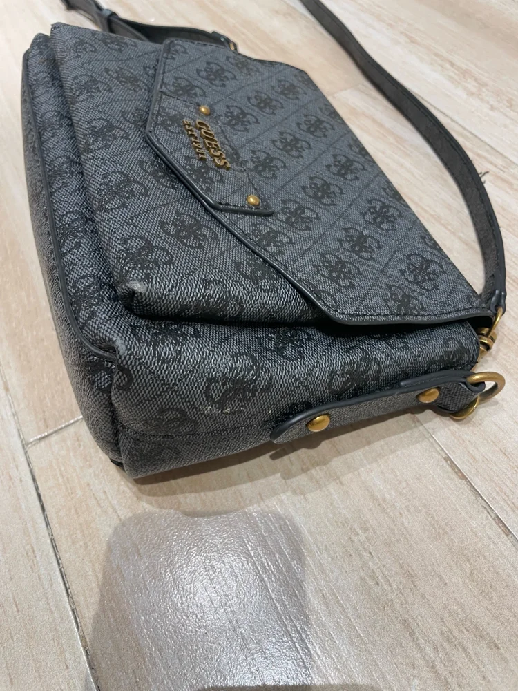 GUESS Cross-Body Bags, Good, photo 6