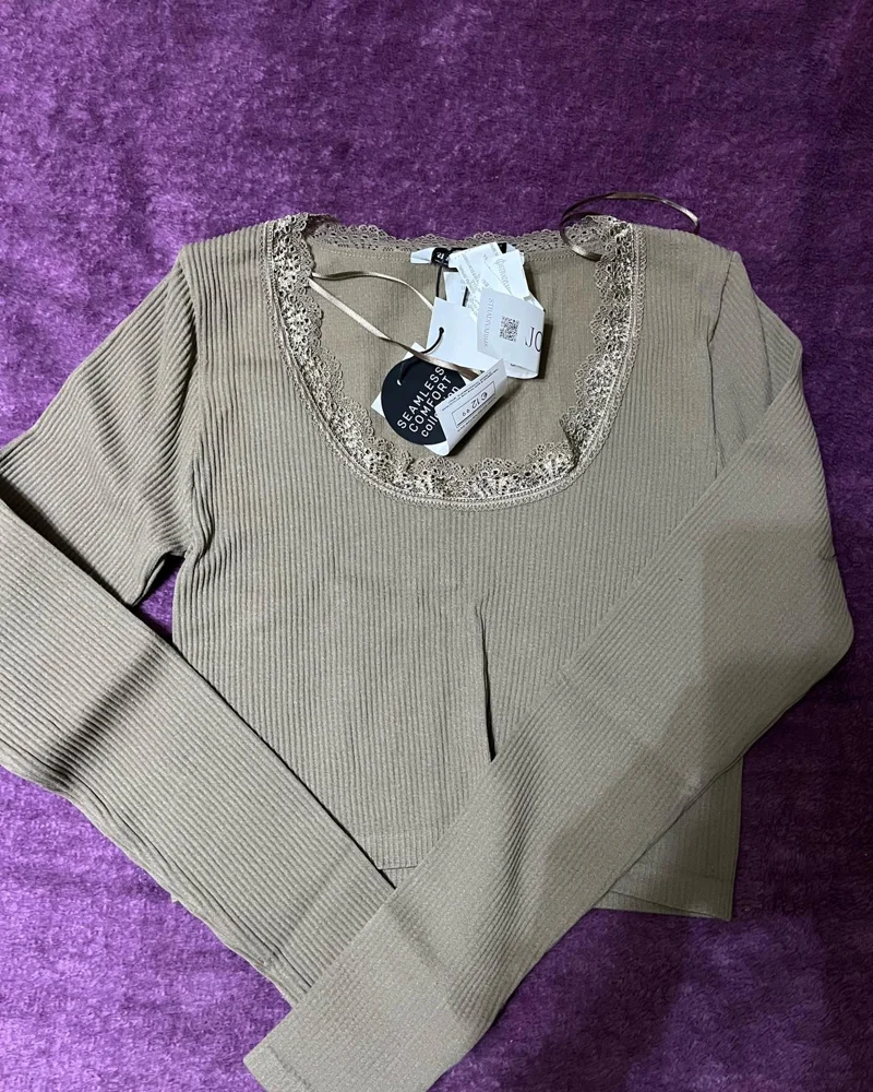 Stradivarius Crop Tops