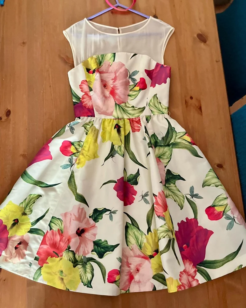 Ted Baker فساتين كوكتيل