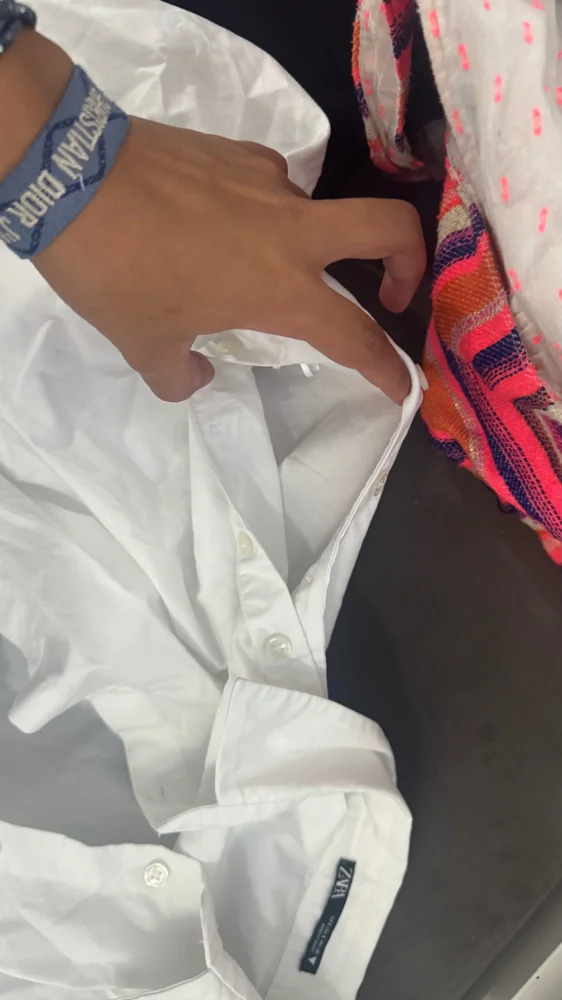 Zara قمصان