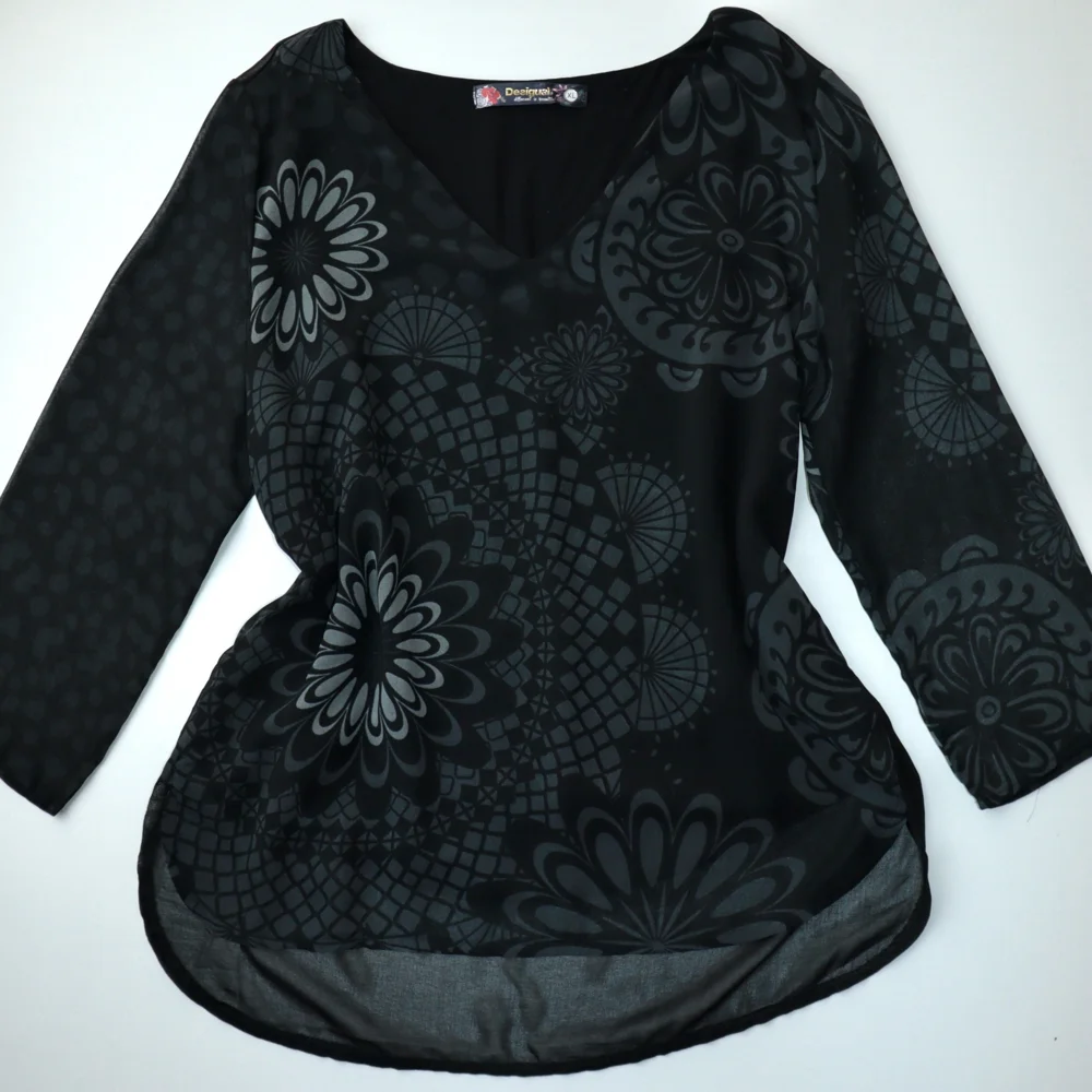 Desigual بلوزات