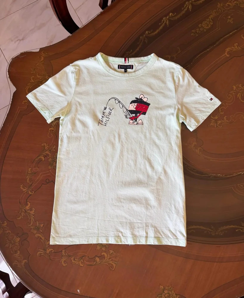 Tommy Hilfiger Tops