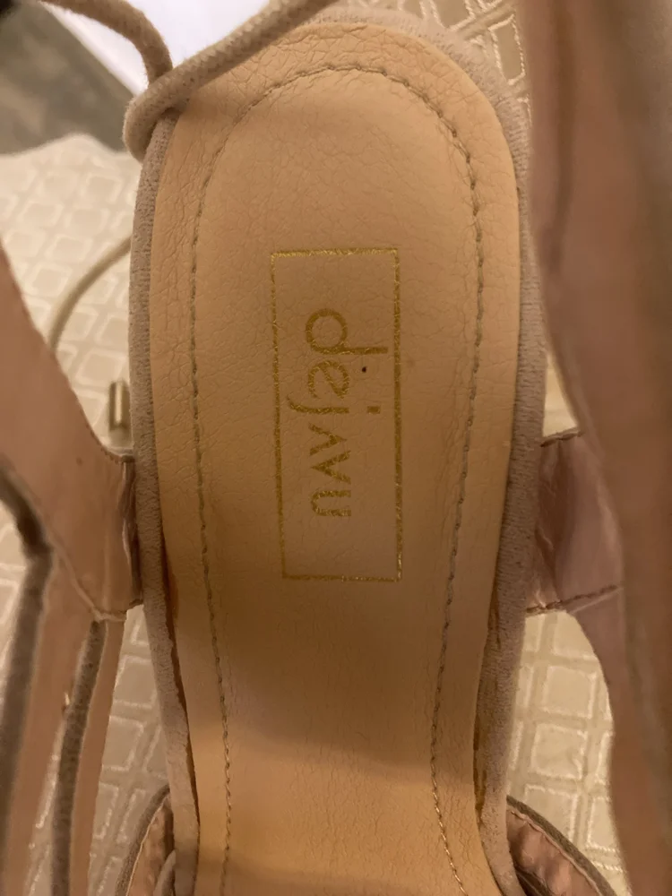 deja vu Stiletto Heels, size 37, photo 3