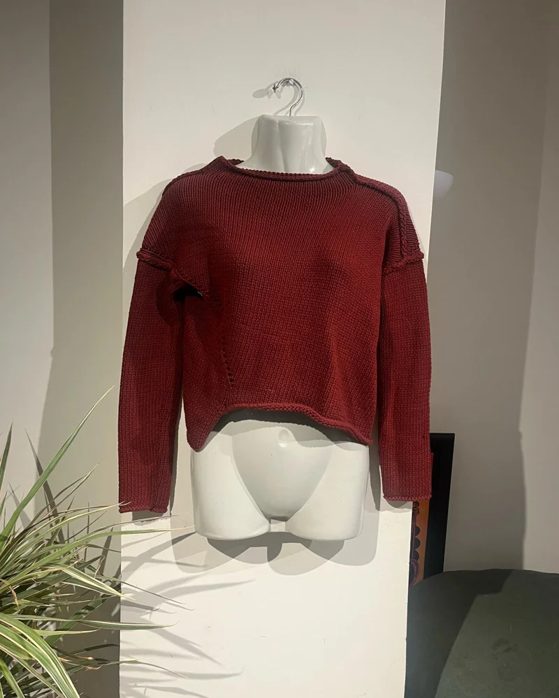 Zara سويترات وبلوفرات