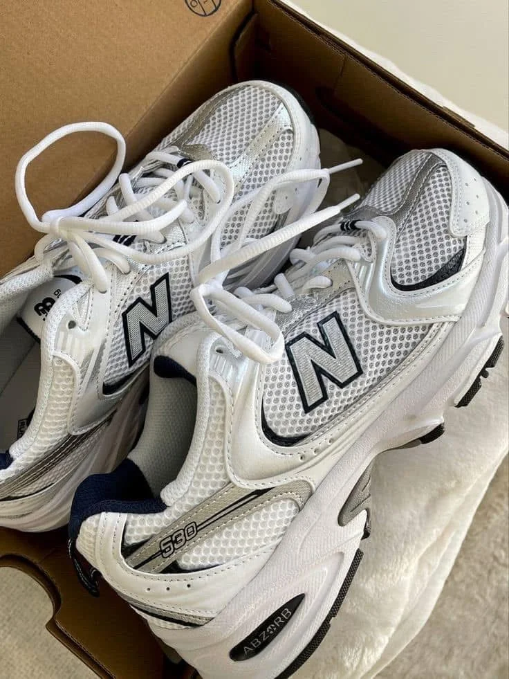 New Balance Sneakers, New with tags, size 40, photo 2