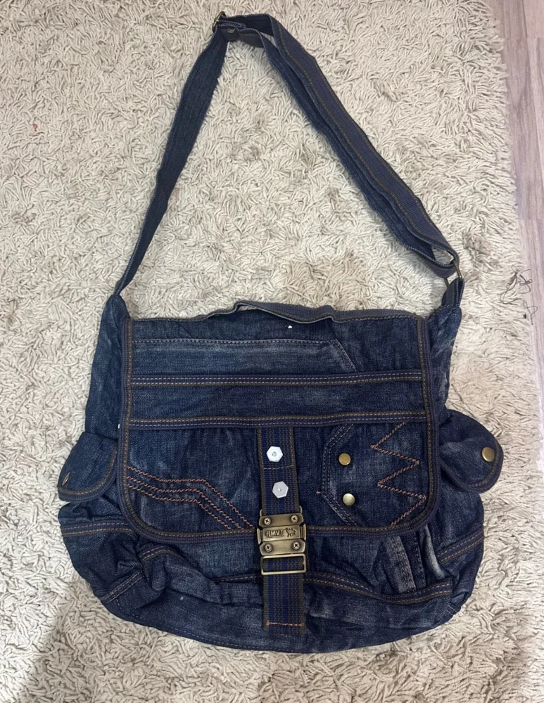 Cross-Body Bags