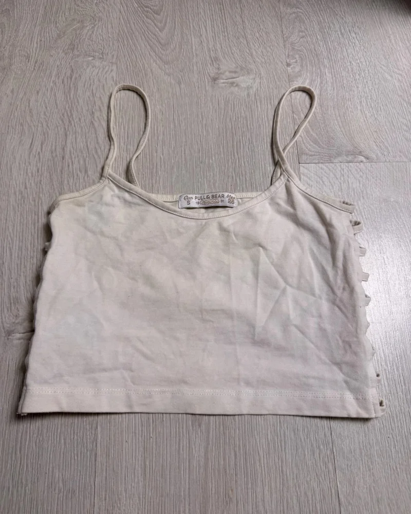 Pull & Bear Crop Tops