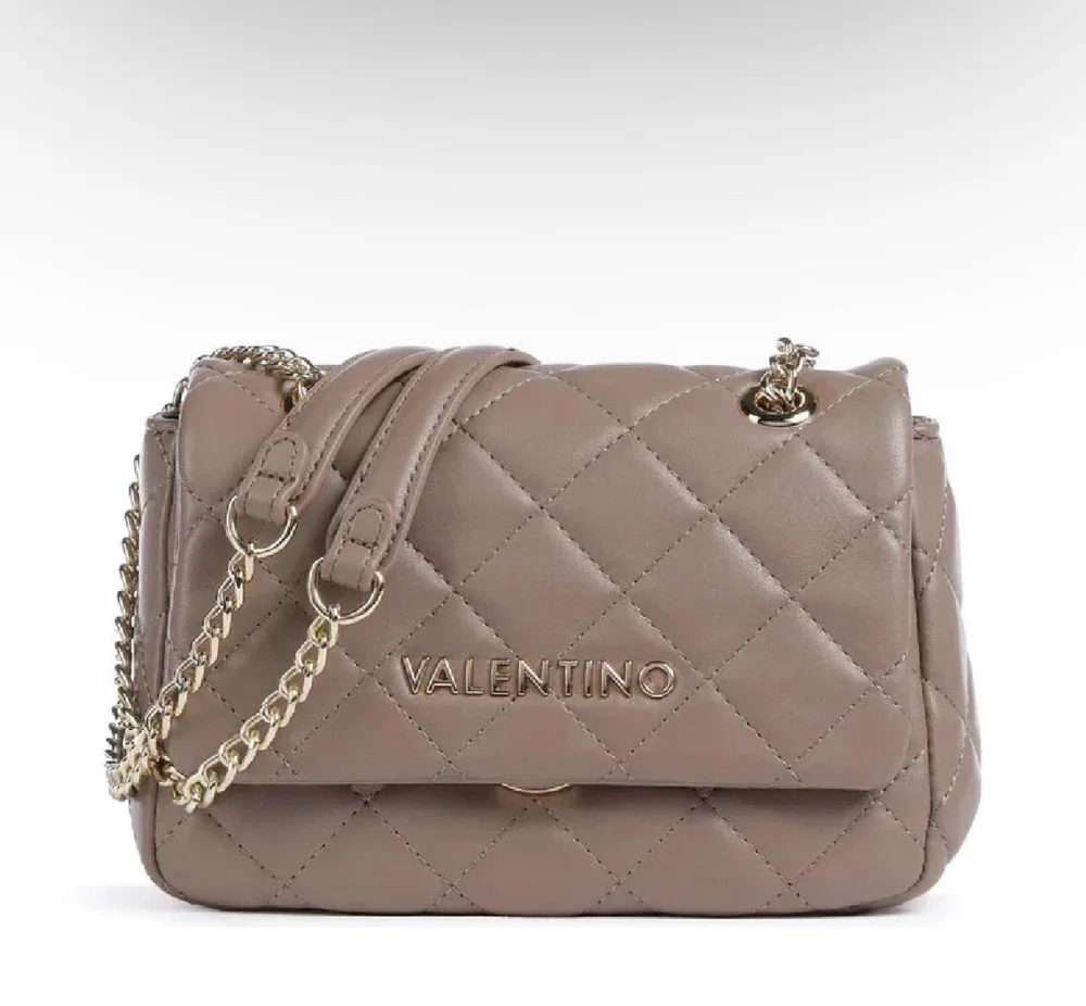 Valentino شنط كتف