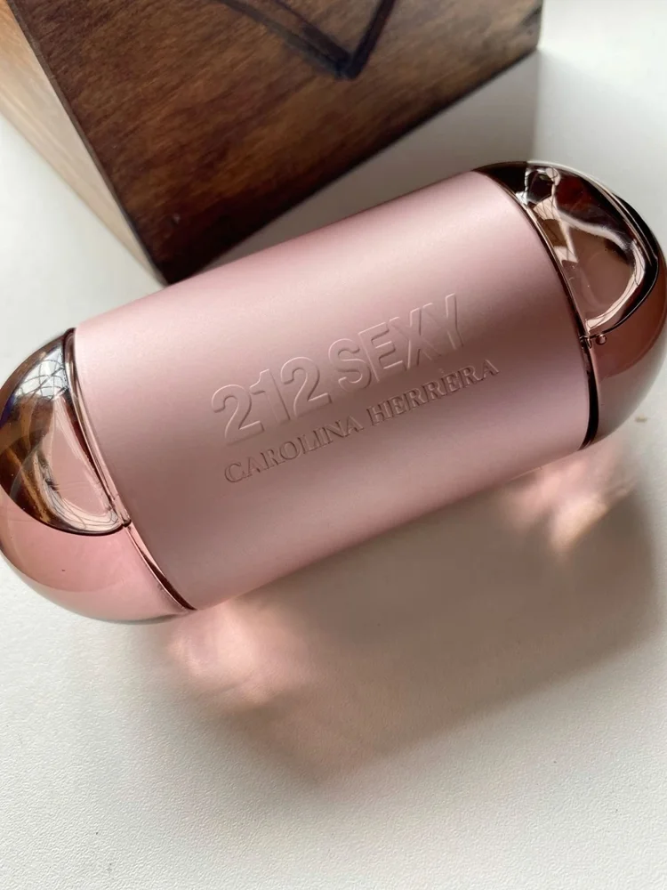 Carolina Herrera Perfume, size Other, photo 3