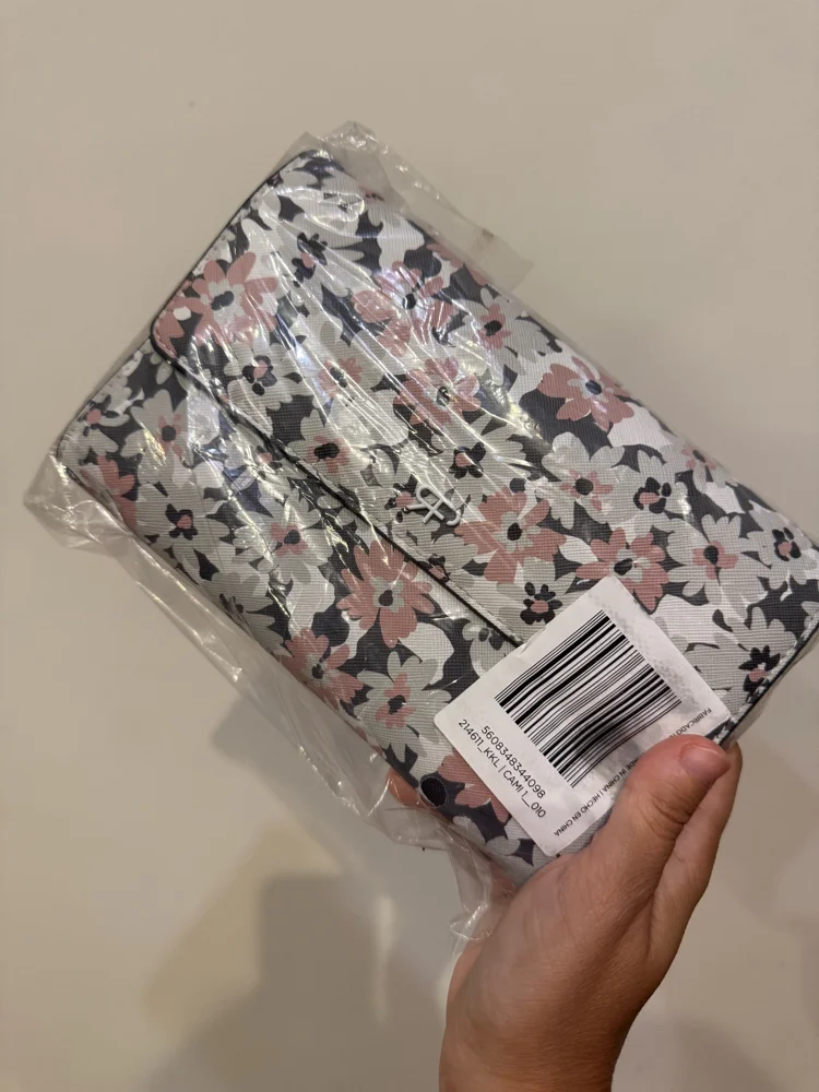 Parfois محافظ