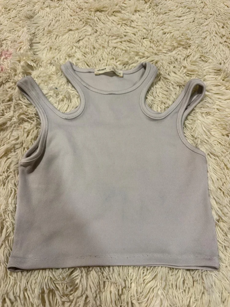 Pull & Bear Crop Tops