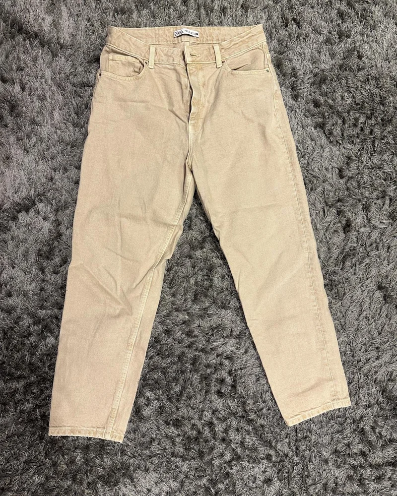 Zara چينز